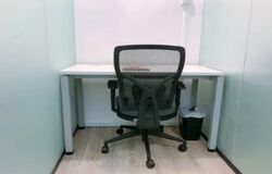 Shaw House (D9), Office #537978111